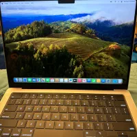 MacBook Pro m3 max 13 inch USA