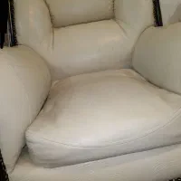 مبل راحتی چرمی کرم ۶ نفره