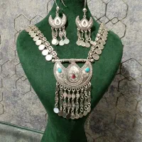 گردنبند ورشو با ابکاری نقره|جواهرات|کرمانشاه, |دیوار