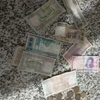 تعدادی سکه و اسکناس جهت کلکسیون