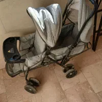 کالسکه دوقلو