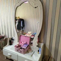 آینه و‌میز