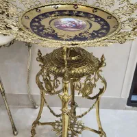 کنار سالن برنز در حد نو