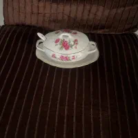مربا خوری گل سرخی