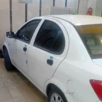 ماشین درحد صفر دارای کفی پایی،مانیتور،دوربین عقب