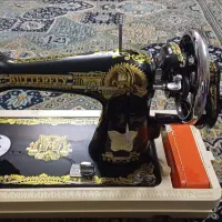 چرخ خیاطی و میز مبلمان