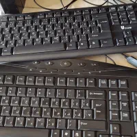 تعدادی لوازم کامپیوتر
