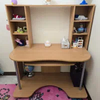 میز کامپیوتر و تحریر