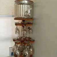 ساعت و گلدان