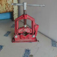 لوله گیر رومیزی