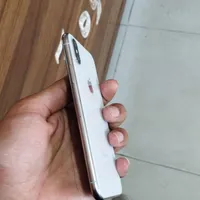 اپل iPhone X با حافظهٔ ۶۴ گیگابایت