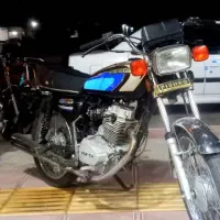 موتورسیکلت ۱۲۵ هوندا