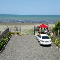 ویلای ساحلی نوساز لب دریا ۲ خوابه پلاک ۱ بسیارتمیز