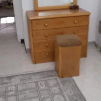 تخت دو نفر چوب با تشک طبی فنری کاملا سالم