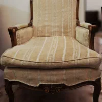 مبلمان چوبی