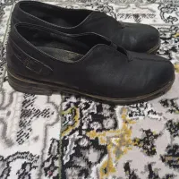 ۵ عدد کفش|کیف، کفش، کمربند|دوگنبدان, |دیوار