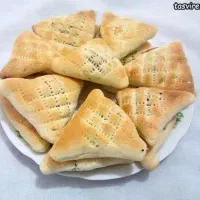 نیازمند نیرو خانم برای کلوچه پزی