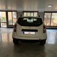 داستر ۲۰۱۴ تک دف