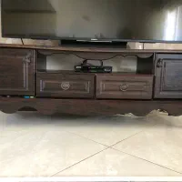 میز تلوزیون چوبی کاملا سالم