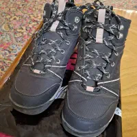 کفش|کیف، کفش، کمربند|کرمان, |دیوار