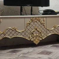 میز تلویزیون و آینه کنسول