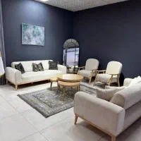 مبل مدل مینی مال آماده تحویل در رنگبندی طوسی و کرم|مبلمان خانگی و میز عسلی|تهران, شمیراننو|دیوار