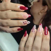 کاشت ناخن و کراتین