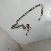 گردنبنده رنگ ثابت
