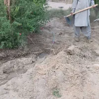 یک باب واحدمسکونی ویک قطعه زمین