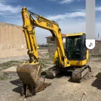 بابکت وبیل خاکبرداری حمل نخاله