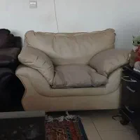 مبل چرم بسیار محکم و شیک شش نفره|مبلمان خانگی و میز عسلی|کرج, کوی مهر|دیوار