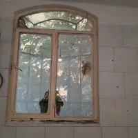 دوتا پنجره آهنی و درب پذیرایی فوق سنگین