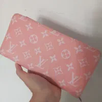 کیف پول دخترانه