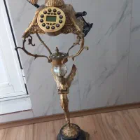 برنز ایستاده