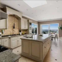 94-متر-تاپ-لوکیشن-فرامرز-عباسی