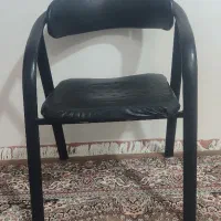 صندلی سالم و تمیز