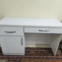 میز تحریر و خیاطی