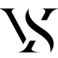 منشی خانم آشنا با کامپیوتر