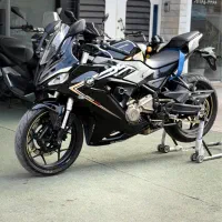 کیو جی بنلی مدل۱۴۰۲