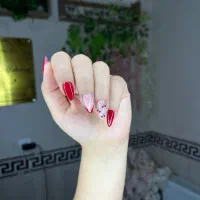 کاشت ناخن با بهترین متریال