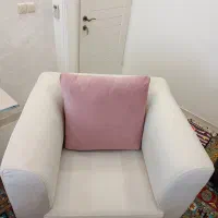مبل تک نفره