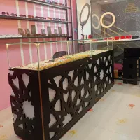 فروش ۲ عدد میز ویترینی