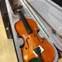 ویولن آماتی ۱۰۰