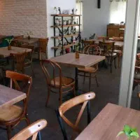 استخدام سالنکار خانم/ آشپز آقا / کمک آشپز آقا