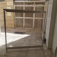 کارگاه  قالی تابلو فرش. در حد نو . کاملا سالم.