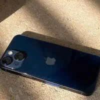 ایفون ۱۳ به همراه شارژر تمیز|موبایل|اصفهان, آبشار|دیوار