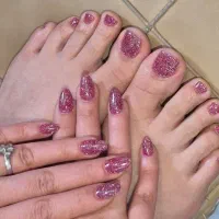 کاشت ناخن ۳۰۰ترمیم ۲۵۰