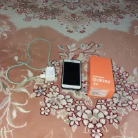 گوشی اندرویدJ5