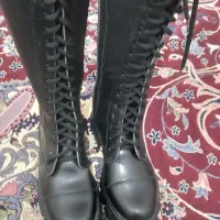 چند لباس چرم|لباس|گلپایگان, |دیوار