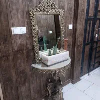 آینه و کنسول